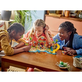 LEGO Friends family vacation beach resort 42673 5702017815367