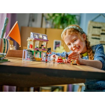 LEGO Friends music store and apartment 42653 5702017815213