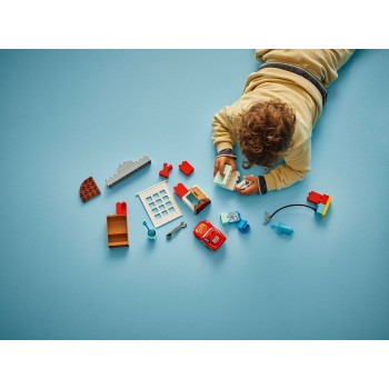 LEGO DUPLO  Disney And Pixar Cars Επίσκεψη Του Μακούιν Στο Γκαράζ Του Δόκτορα 10456 5702017816715