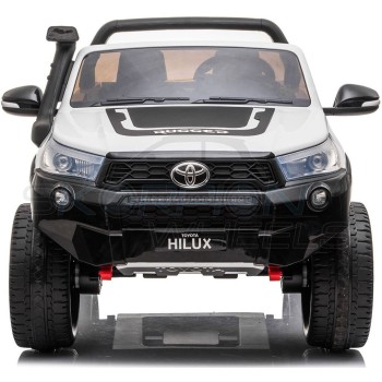 Skorpion Wheels Electric Car Toyota Hilux Original License 12V - White 5247074 5201671007113