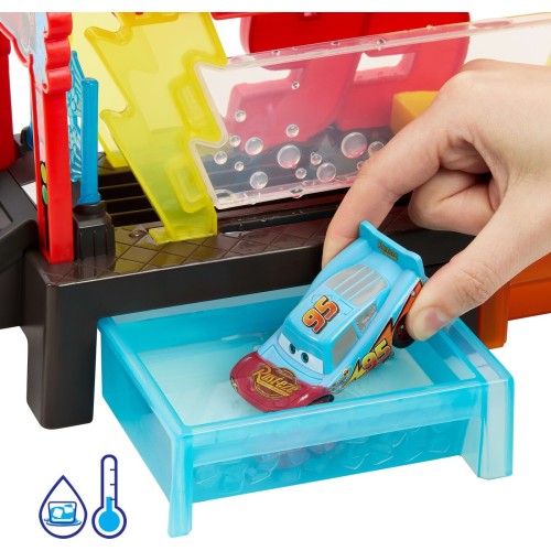 Mattel Disney Pixar Cars Disney and Pixar Cars Color Changers Race Ready Car Wash Playset & Color Changing Lightning Mcqueen JBM