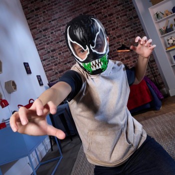 Hasbro Marvel Spiderman Venom Versus Feature Mask G1828 5010996327017