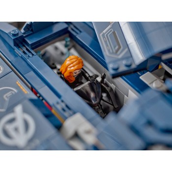 LEGO Marvel Super Heroes Avengers: Age of Ultron Quinjet 76325 5702017817972