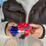 Hasbro Transformers Cyberworld Cyber Changers Optimus Prime G0746 / G1040 5010996319807