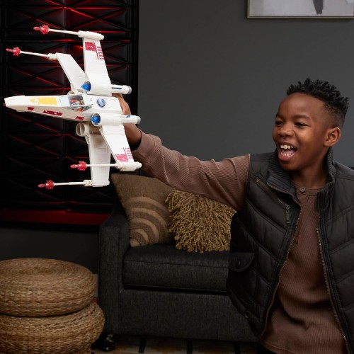 Hasbro Star Wars Epic World of Action Luke Skywalkers Force Strike X-wing G0768 5010996322562