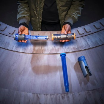 Hasbro Star Wars wars lightsaber forge kyber core cal kestis, blue customisable electronic l F1135 / G1570 5010996284150