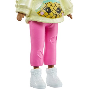 Mattel Polly Pocket Friend Clip Doll, 3-Inch Doll With Keychain Clip And Themed Fashion Hoodie, Travel Toys HKV98 / JBJ95 194735
