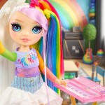 MGA Entertainment RAINBOW HIGH JUNIOR HIGH ROCK PARTY κούκλα Amaya 565772-EUC 035051565772