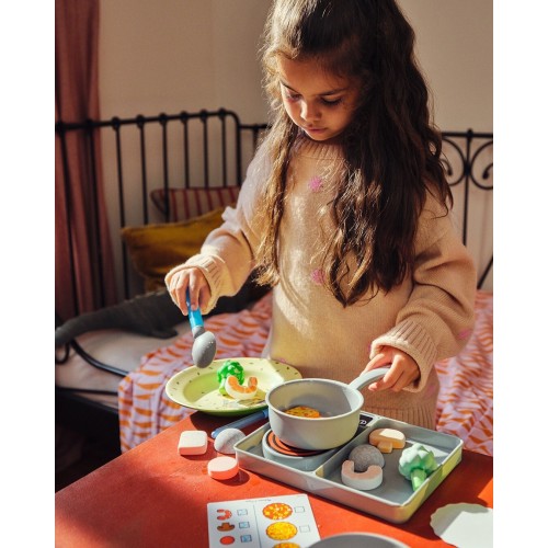 Melissa and Doug pretend play: non-wood simmer & stir stove-top play set (color reveal water wow!) (6074892) 6074892 68114700543