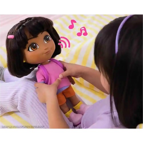 Spin Master Dora the Explorer dora, dora  sings and explores with music, sound effects, bilingual phrases 6073359 681147072879