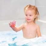 TOMY Toomies Βρεφικό Παιχνίδι Μπάνιου Οικογένεια Peppa Pig Squirters Για 18+ Μηνών 1000-73105 5011666734135