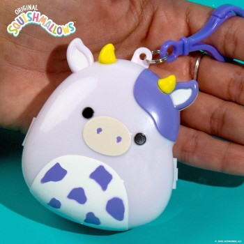 Horizon Group USA Squishmallows Original Bubba The Cow Bracelet Kit, Bracelet Making Kit, Friendship Bracelet Kit, Charm Bracele