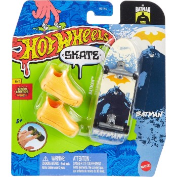 Mattel Hot Wheels Skate Tony Hawk Fingerboard & Skate Shoes, Toy for Kids (styles May Vary) HGT46 / HYL40 194735250097
