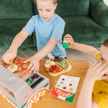 Melissa and Doug Melissa & Doug Pretend Play: Wood - Top Bake Pizza Counter Playset (6074890) 6074890 681147005419
