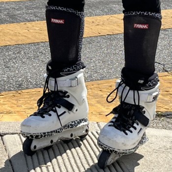 ΑΘΛΟΠΑΙΔΙΑ ennui shin guard  farmer pro προστατευτικά - μαύρο χρώμα μαύρο, μέγεθος s-m 19.920124/S 4040333592748
