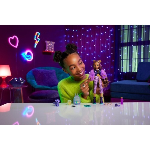 Mattel Monster High Clawdeen Wolf Fashion Doll With Pet Dog Crescent and Accessories HRP65 194735183579