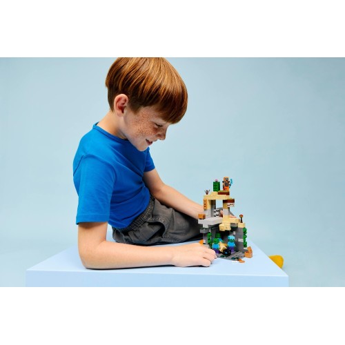 LEGO Minecraft Zombie Dungeon 21587 5702018055861