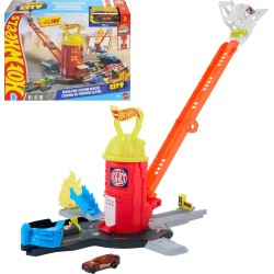 Mattel Hot Wheels City Super Fire Station Rescue Playset & 1:64 Scale Toy Car, Track Extends 16” JHL95 194735335008