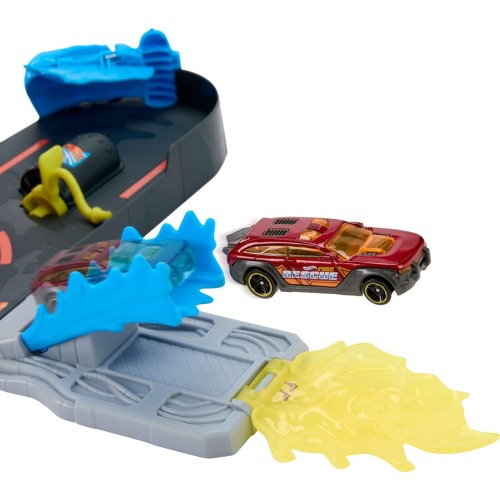 Mattel Hot Wheels City Super Fire Station Rescue Playset & 1:64 Scale Toy Car, Track Extends 16” JHL95 194735335008