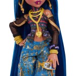 Mattel Monster High Cleo De Nile Fashion Doll in Cargo Pants With Pet Hissette and 7 Accessories JHK32 194735333783
