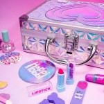 As company Happi Hobbi Lamp Sparkle Love Beauty Case With 30 Accessories For 6+ 1500-15771 5203068157715