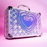 As company Happi Hobbi Lamp Sparkle Love Beauty Case With 30 Accessories For 6+ 1500-15771 5203068157715