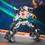 Hasbro transformers collaborative hot  x bone shakera converting φιγούρα δράσης G1181 5010996337177