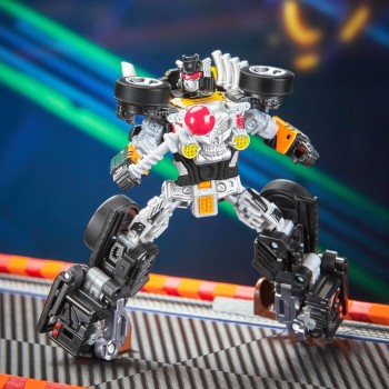 Hasbro transformers collaborative hot  x bone shakera converting action figure G1181 5010996337177