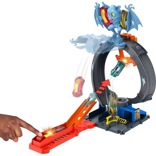 Mattel Hot Wheels City Bat Loop Attack Playset & 1:64 Scale Toy Car, Featured in the Series “let’s Race” HDR29 / HTN78 