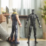 Hasbro Λαμπάδα Marvel Avengers Titan Hero Series Blast Gear Thor Action Figure, 12-inch Toy, For Kids Ages 4 And Up E7879 