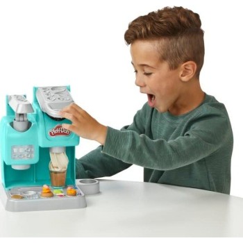 Hasbro Λαμπάδα Kitchen Creations Super Colourful Cafe Playset F5836 