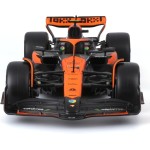 Bburago 1:24 2024 Race Mclaren Mcl38 With Figure, Norris 4 18/28040 (#4) 4893993280407