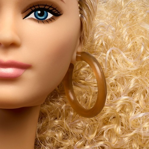 Mattel Barbie Basics Collectible Doll, Model 07 With Blonde Hair in White Pants With Golden Print JJX26 194735343553