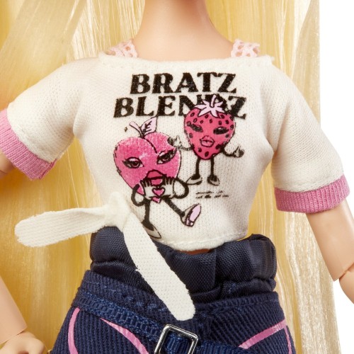 MGA Entertainment Bratz Stylin' Doll- Cloe 544852 035051544869