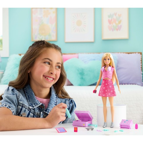 Mattel Barbie Family & Friends Barbie 'malibu' Doll & Accessories JMJ47 194735378111