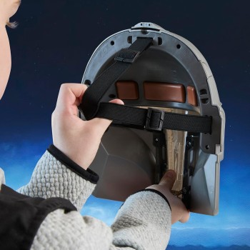 Hasbro wars the mandalorian electronic mask with phrases and sound effects, costum G2839 5010996359704