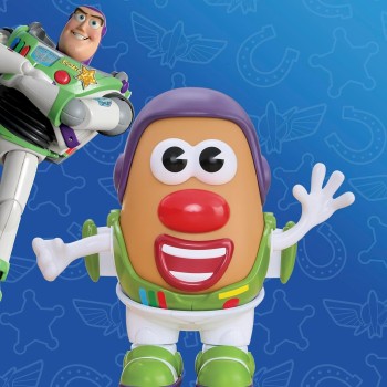 Hasbro potato  toy story buzz spudyear set with 1 potato body and 11 accessories,  G2644 5010996381071