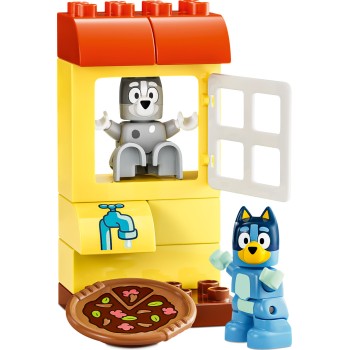 LEGO duplo pizza girls with muffin and bluey 10469 5702018056509