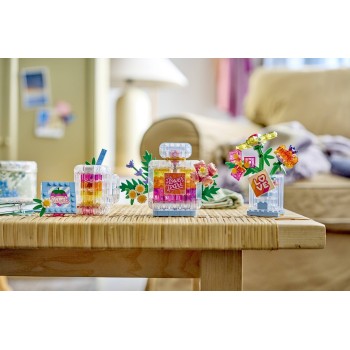 LEGO Creator Expert 3-in-1 Floral Decor Perfume Bottle 31383 5702018054765