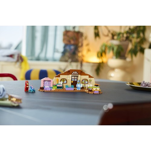 LEGO® Bluey Σχολείο με τον Ράστι και την Μπλούι, Παιχνίδι κατασκευής 11221 11221 5702018069509