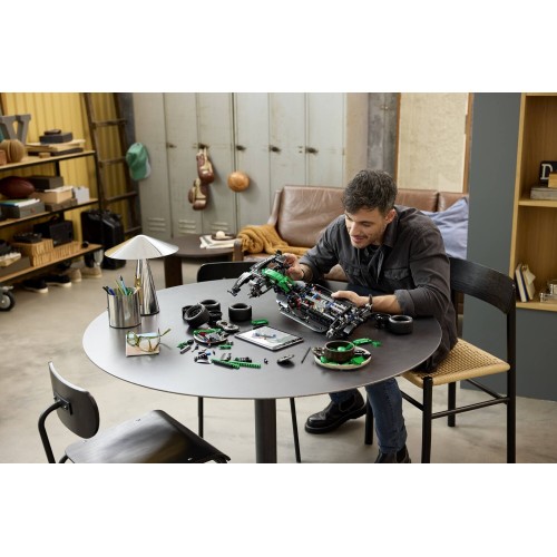 LEGO Technic Αυτοκίνητο F1® Aston Martin Aramco AMR25  42240 5702018067796