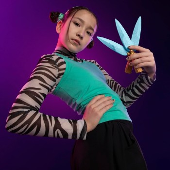 Hasbro Kpop Demon Hunters Nerf Zoeys Spirit Blades G4787 5010996446015