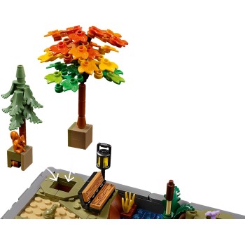 LEGO Icons Φθινοπωρινός Κήπος με Εξοχικό Σπιτάκι 11372 5702018062760