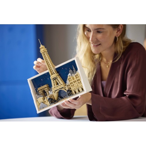 LEGO ® Architecture Paris – The City Of Love 21064 5702018063668