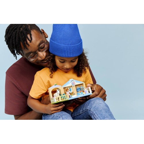LEGO ® Friends Veterinary Clinic 42696 5702018060469