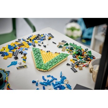 LEGO Editions Vini Jr. – Οι Καλύτερες Ποδοσφαιρικές Στιγμές 43027 5702018069660