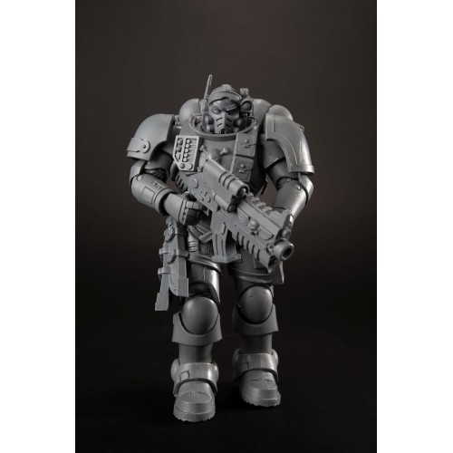 macfarlane mcfarlane warhammer 40,000 lieutenant in phobos armour ultramarines artist   787926109078