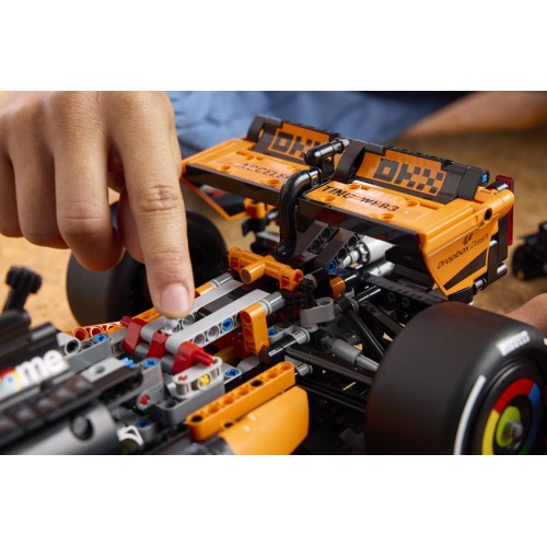 LEGO Technic Αυτοκίνητο McLaren MCL39 F1®  42228 5702018067697