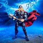 Hasbro Marvel Legends Maximum Series Thor, Deluxe Thor Comics Collectible 15-cm Ac G2067 5010996364586