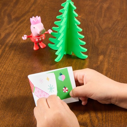 Hasbro Peppa Pig Peppa and Evies Advent Calendar, Numbered Countdown Calendar for Christmas With 24 Surprises, Includes 2 Figure